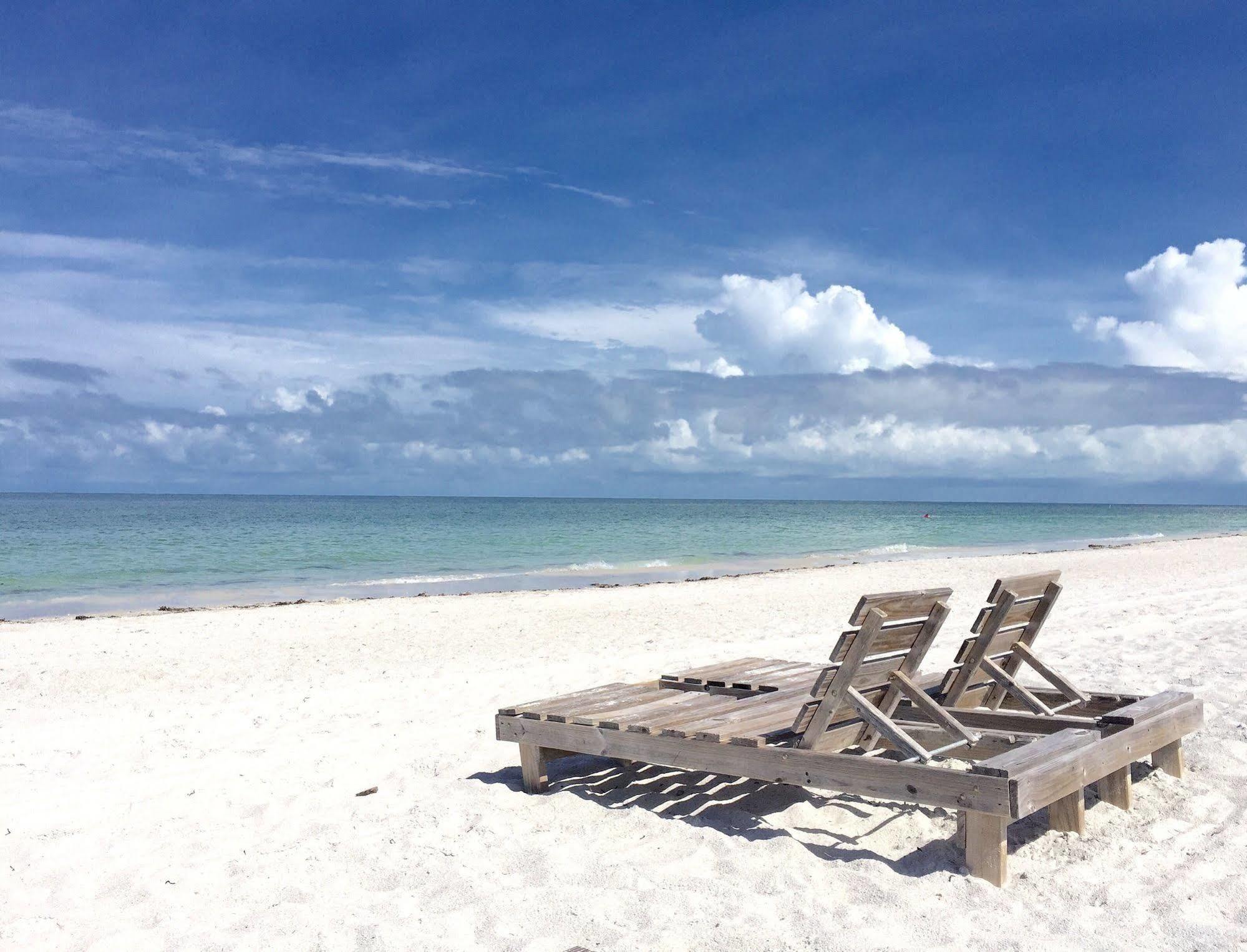 Gulfside Resorts Indian Rocks Beach Exteriör bild